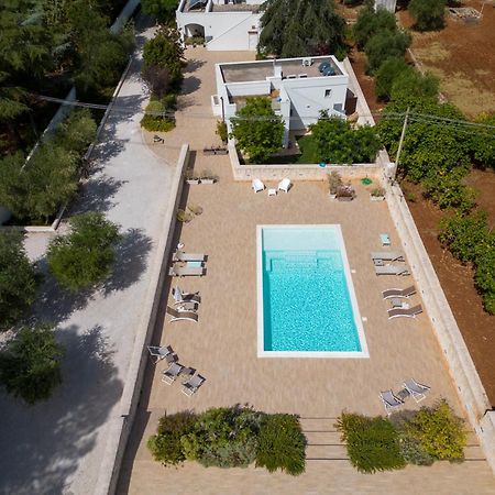 Mandorlocarrubo'S Suite Ostuni Kültér fotó