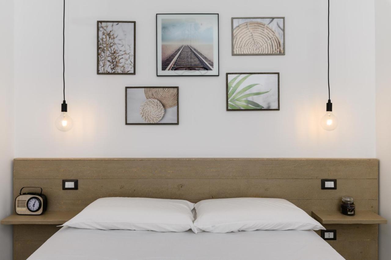 Mandorlocarrubo'S Suite Ostuni Kültér fotó